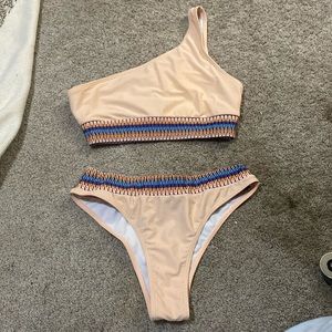 Woman’s bikini With one strap top Size large from SHEIN